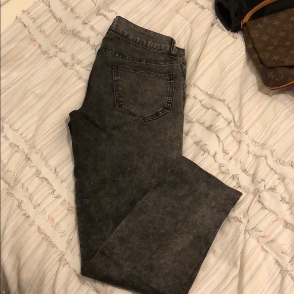 Forever 21 Acid Wash Jeggings - Picture 3 of 7